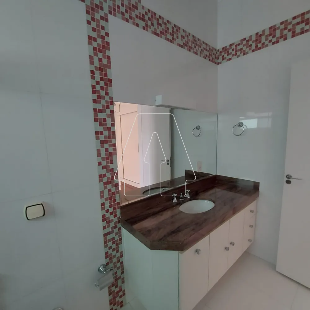 Comprar Casa / Condom&iacute;nio em Ara&ccedil;atuba R$ 1.250.000,00 - Foto 16