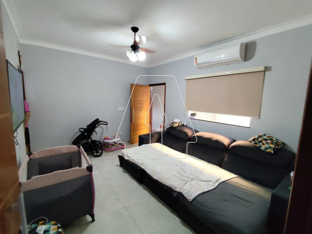 Comprar Casa / Residencial em Ara&ccedil;atuba R$ 600.000,00 - Foto 2