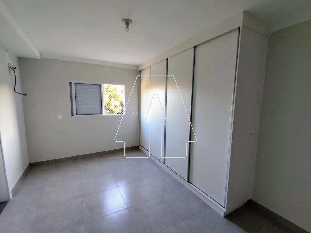 Comprar Apartamento / Padr&atilde;o em Ara&ccedil;atuba R$ 350.000,00 - Foto 3