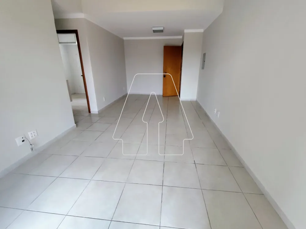 Comprar Apartamento / Padr&atilde;o em Ara&ccedil;atuba R$ 440.000,00 - Foto 2