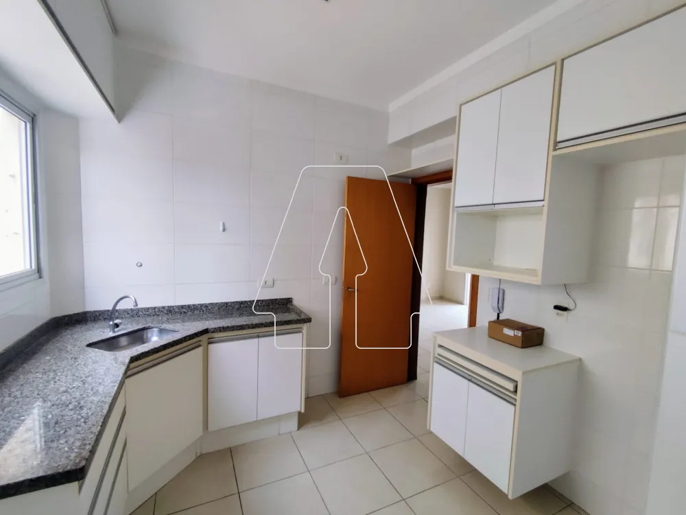 Comprar Apartamento / Padr&atilde;o em Ara&ccedil;atuba R$ 440.000,00 - Foto 3