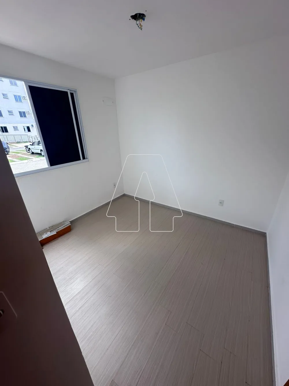 Comprar Apartamento / Padr&atilde;o em Ara&ccedil;atuba R$ 140.000,00 - Foto 6