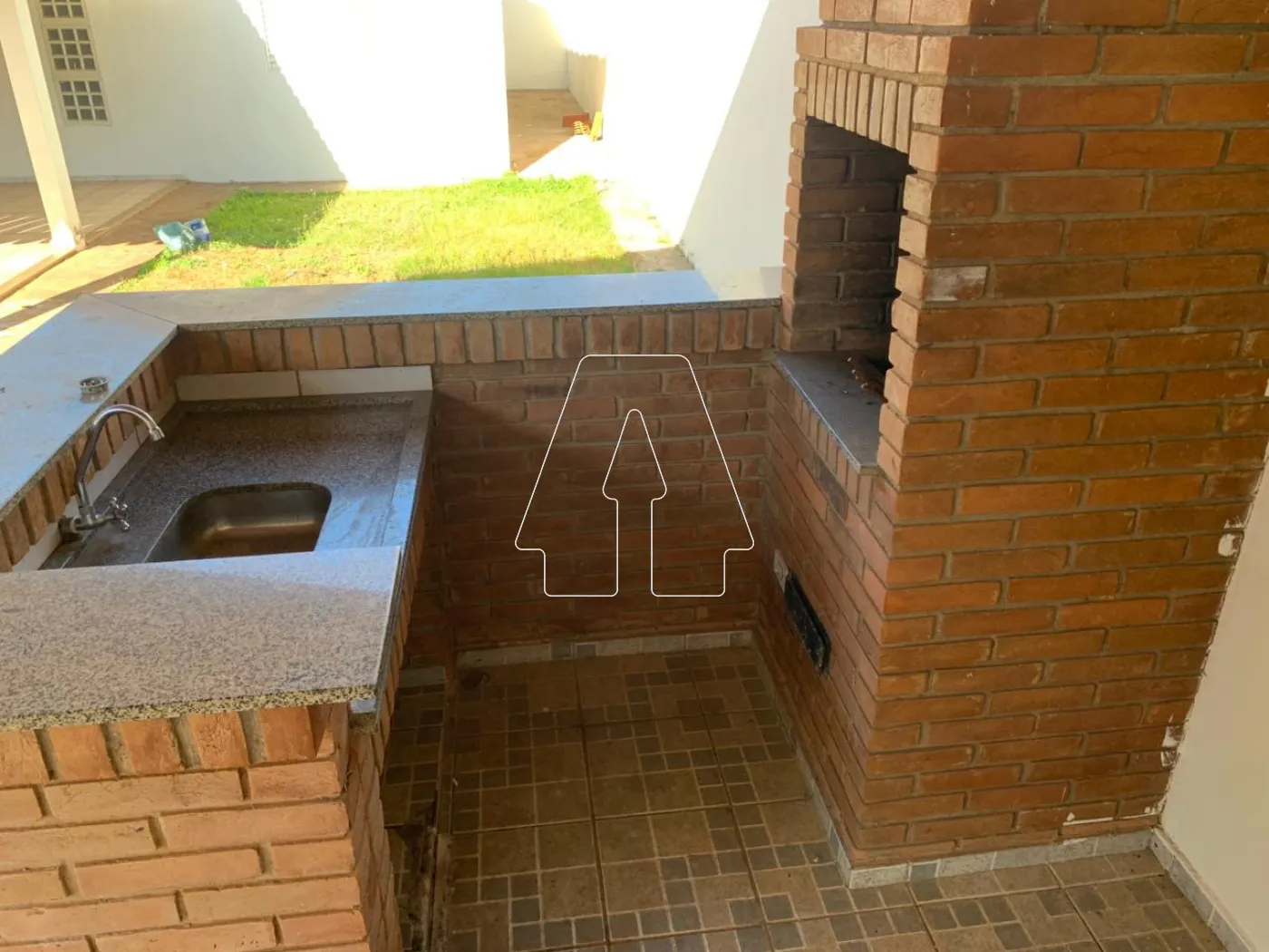 Comprar Casa / Residencial em Ara&ccedil;atuba R$ 360.000,00 - Foto 12