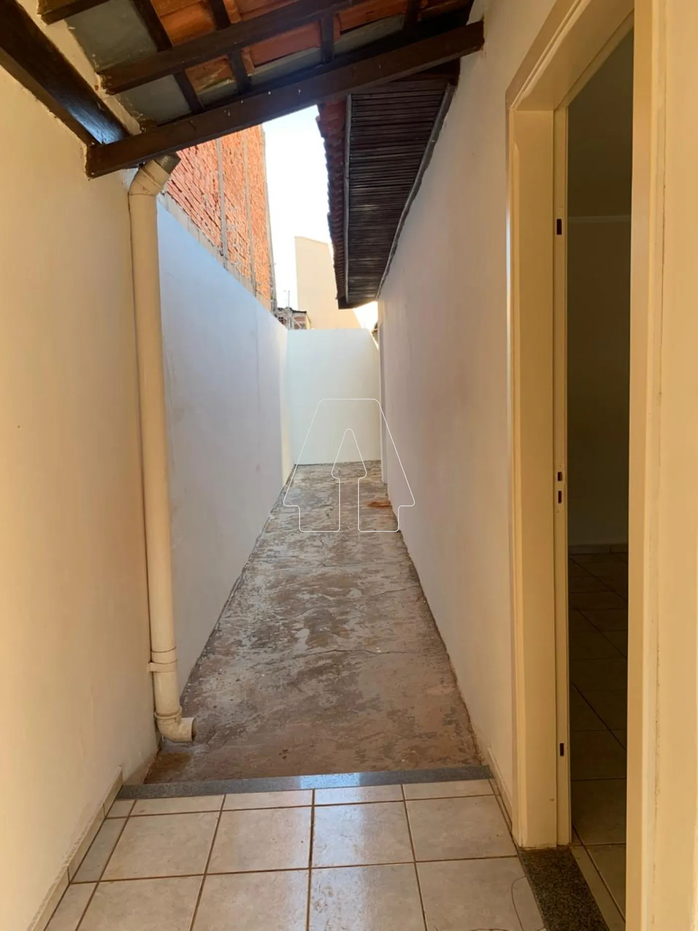 Comprar Casa / Residencial em Ara&ccedil;atuba R$ 360.000,00 - Foto 11