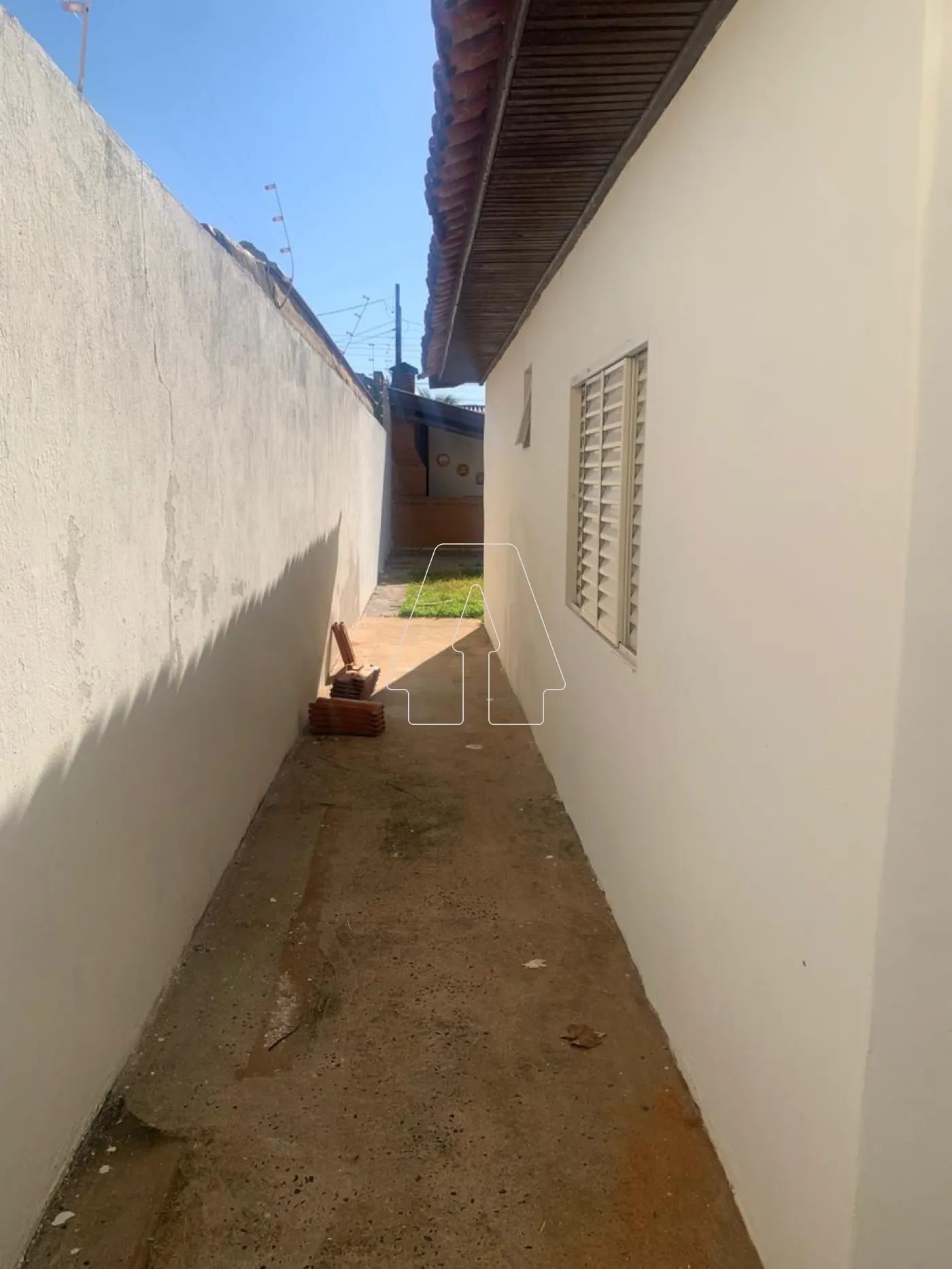 Comprar Casa / Residencial em Ara&ccedil;atuba R$ 360.000,00 - Foto 14