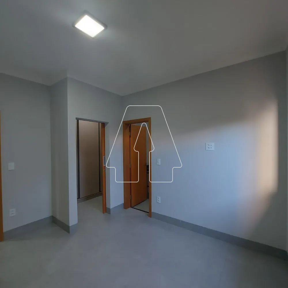 Comprar Casa / Condom&iacute;nio em Ara&ccedil;atuba R$ 950.000,00 - Foto 13