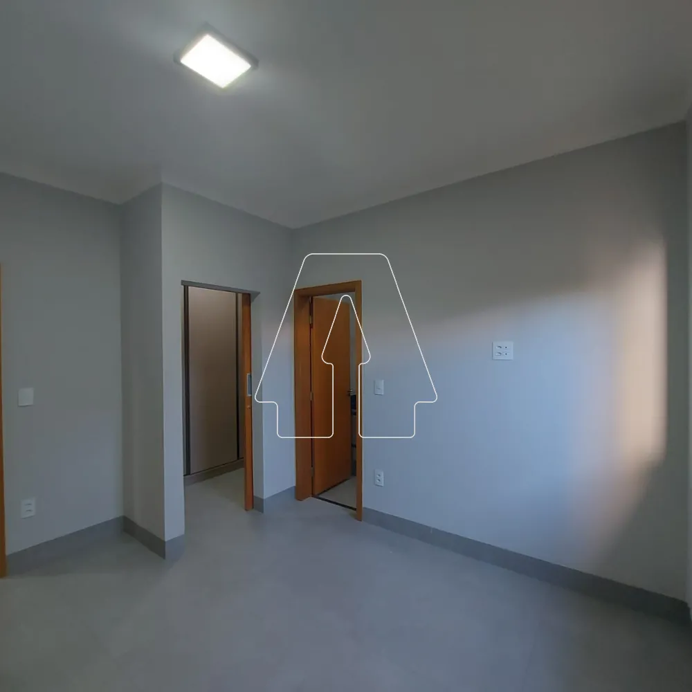 Comprar Casa / Condom&iacute;nio em Ara&ccedil;atuba R$ 950.000,00 - Foto 17