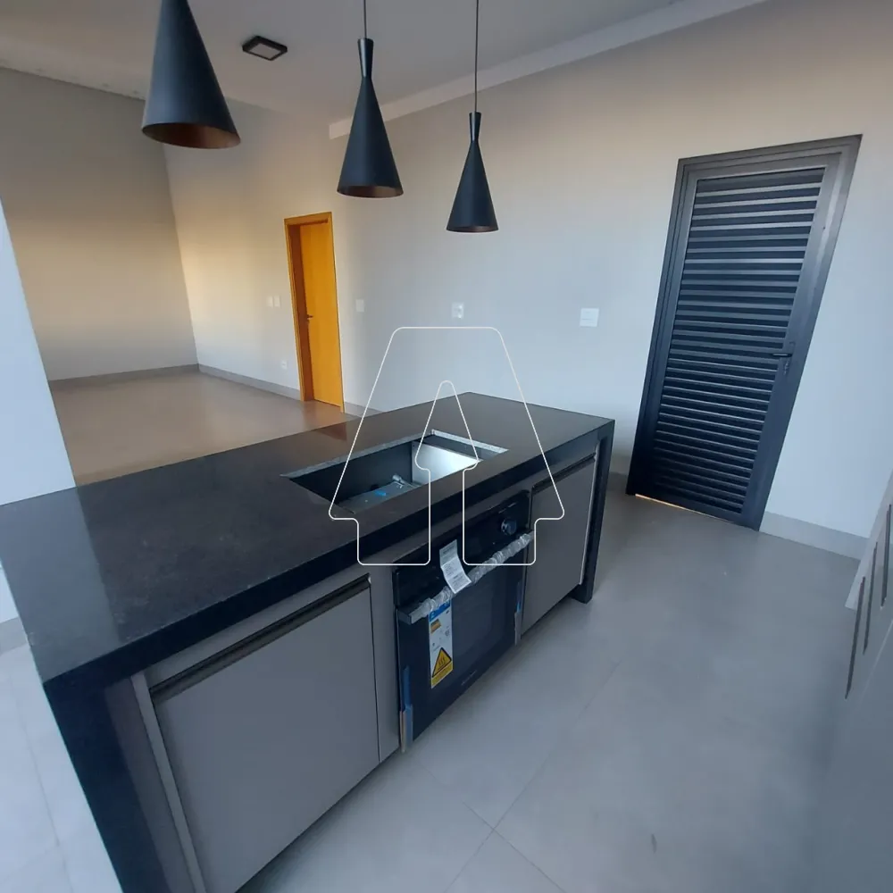 Comprar Casa / Condom&iacute;nio em Ara&ccedil;atuba R$ 950.000,00 - Foto 4