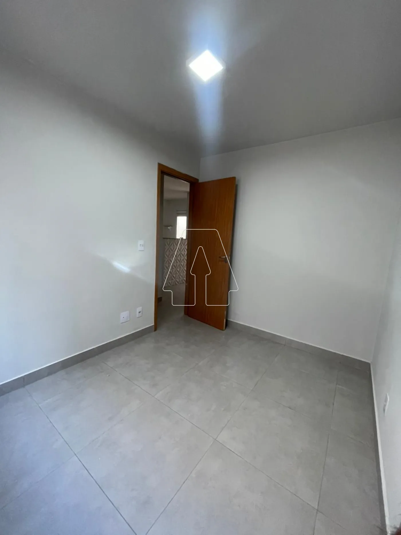 Comprar Apartamento / Padr&atilde;o em Ara&ccedil;atuba R$ 152.000,00 - Foto 7
