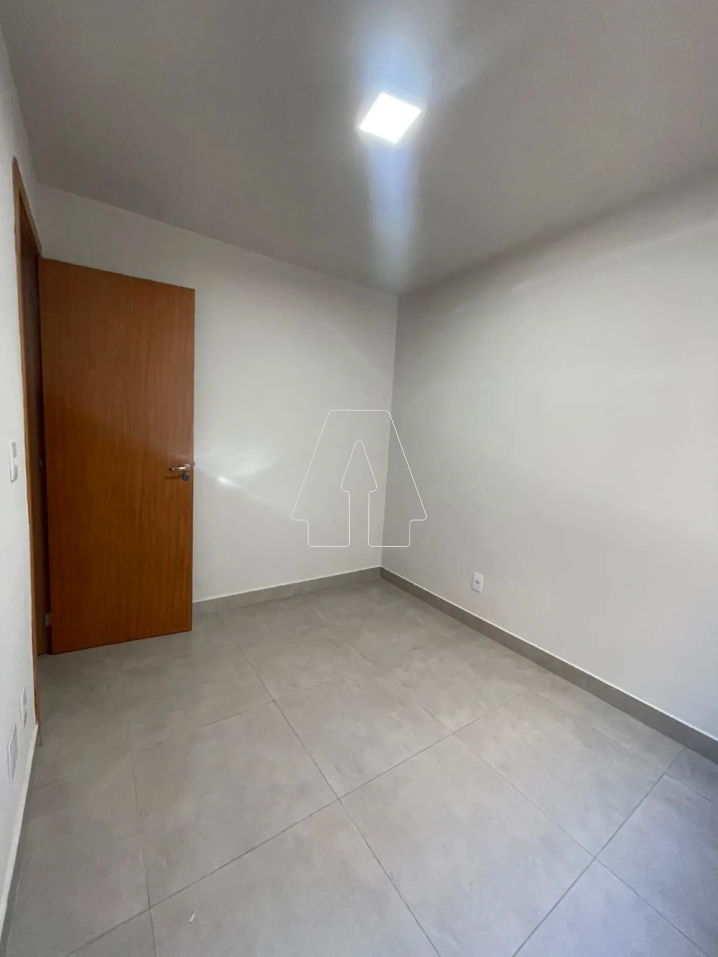 Comprar Apartamento / Padr&atilde;o em Ara&ccedil;atuba R$ 152.000,00 - Foto 11