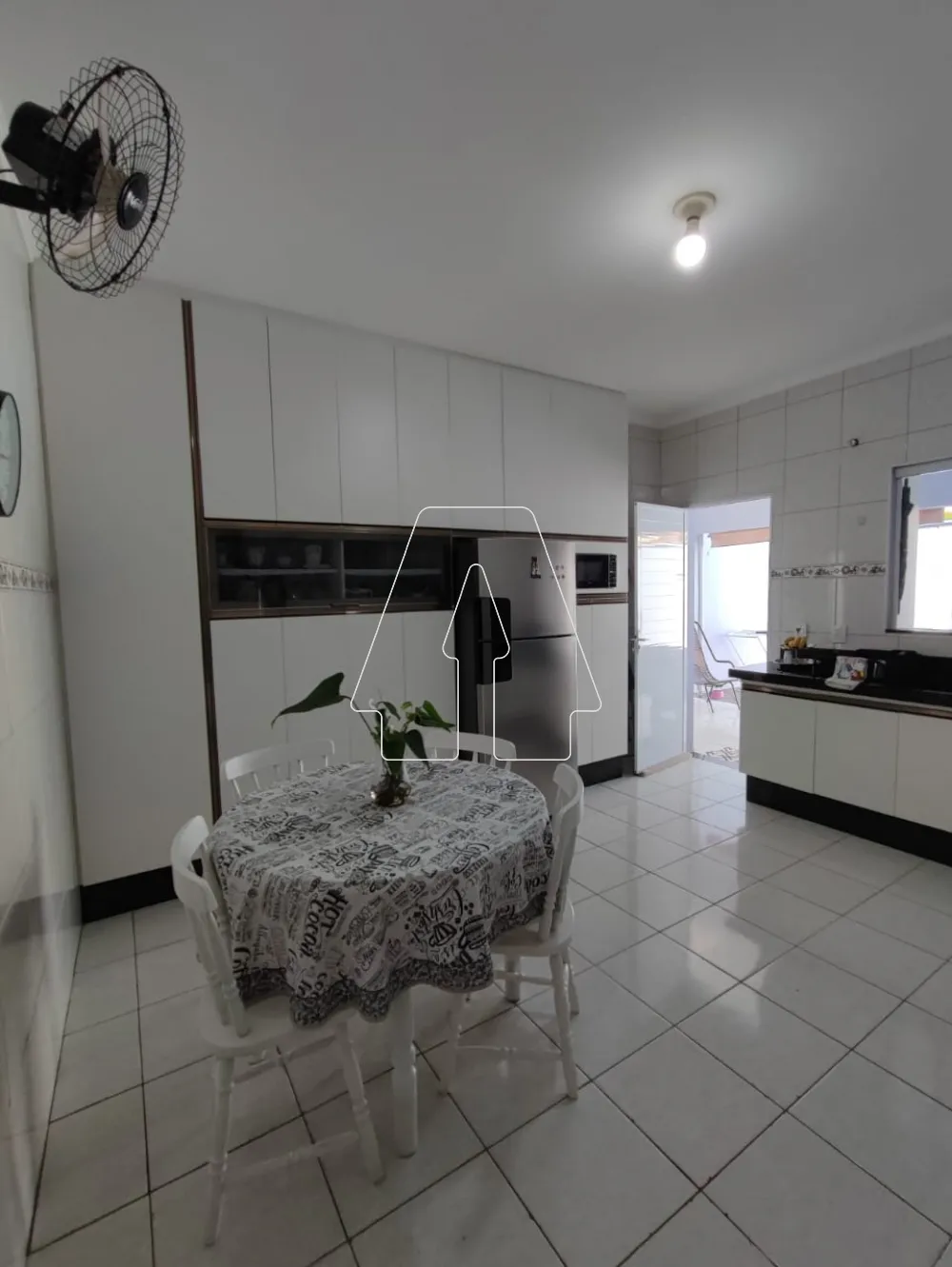 Comprar Casa / Residencial em Ara&ccedil;atuba R$ 350.000,00 - Foto 9