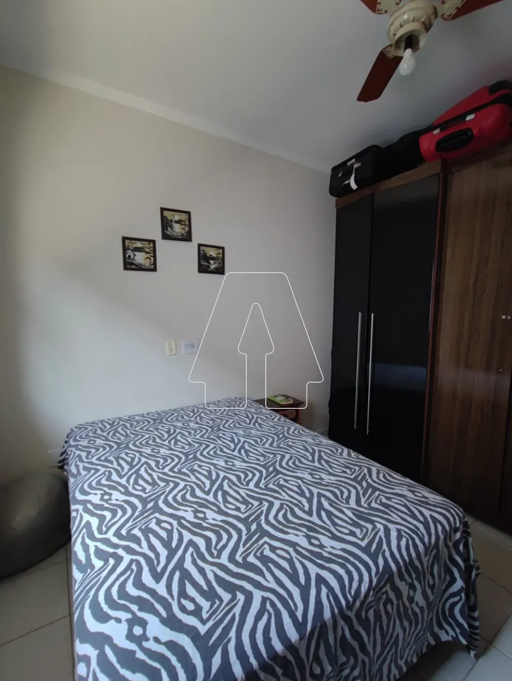 Comprar Casa / Residencial em Ara&ccedil;atuba R$ 350.000,00 - Foto 10