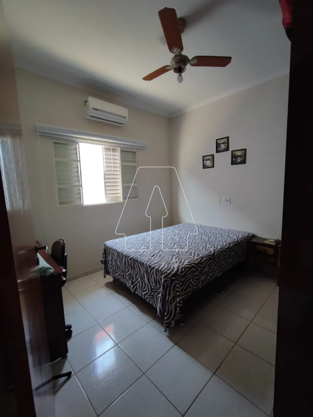 Comprar Casa / Residencial em Ara&ccedil;atuba R$ 350.000,00 - Foto 11