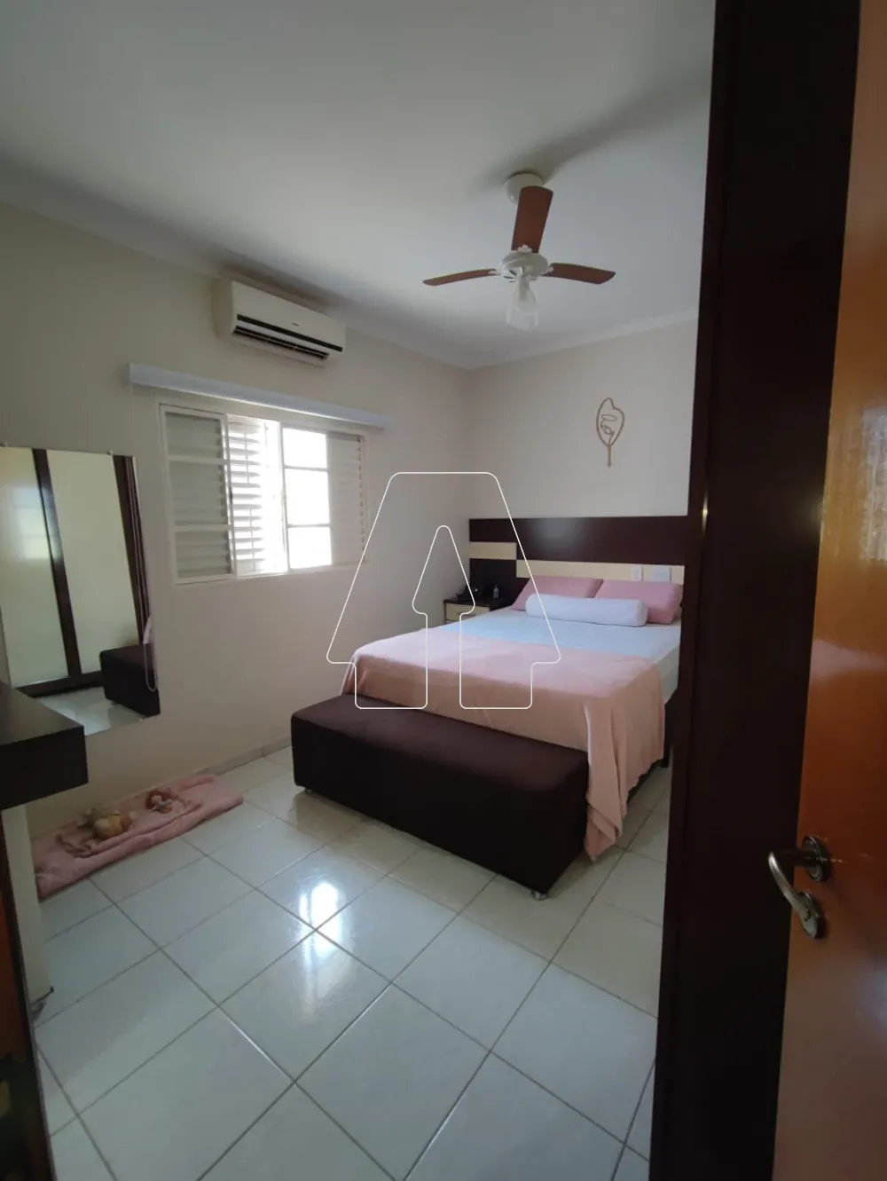 Comprar Casa / Residencial em Ara&ccedil;atuba R$ 350.000,00 - Foto 19
