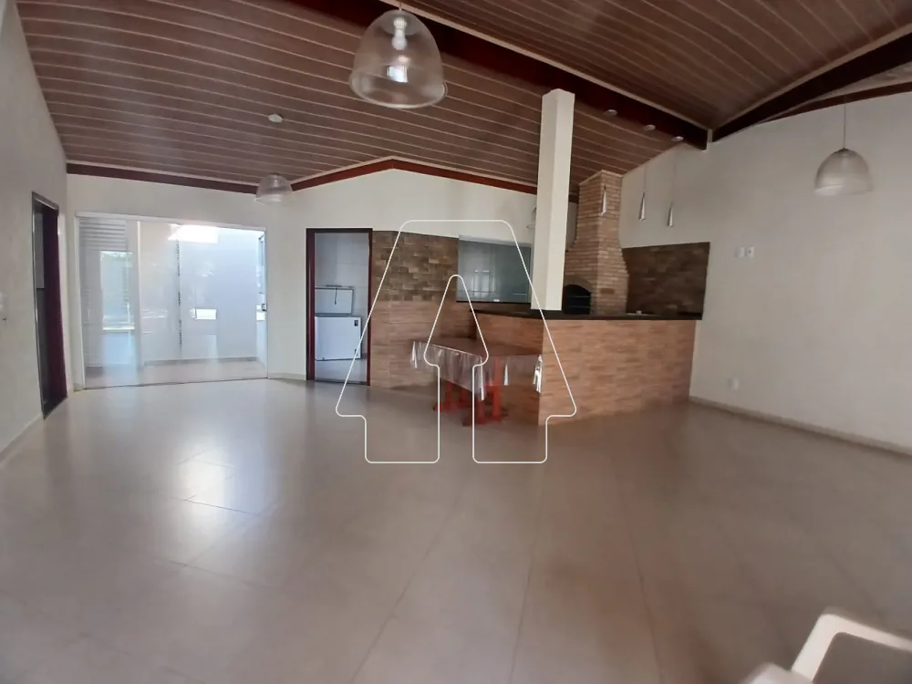 Comprar Casa / Residencial em Ara&ccedil;atuba R$ 480.000,00 - Foto 3