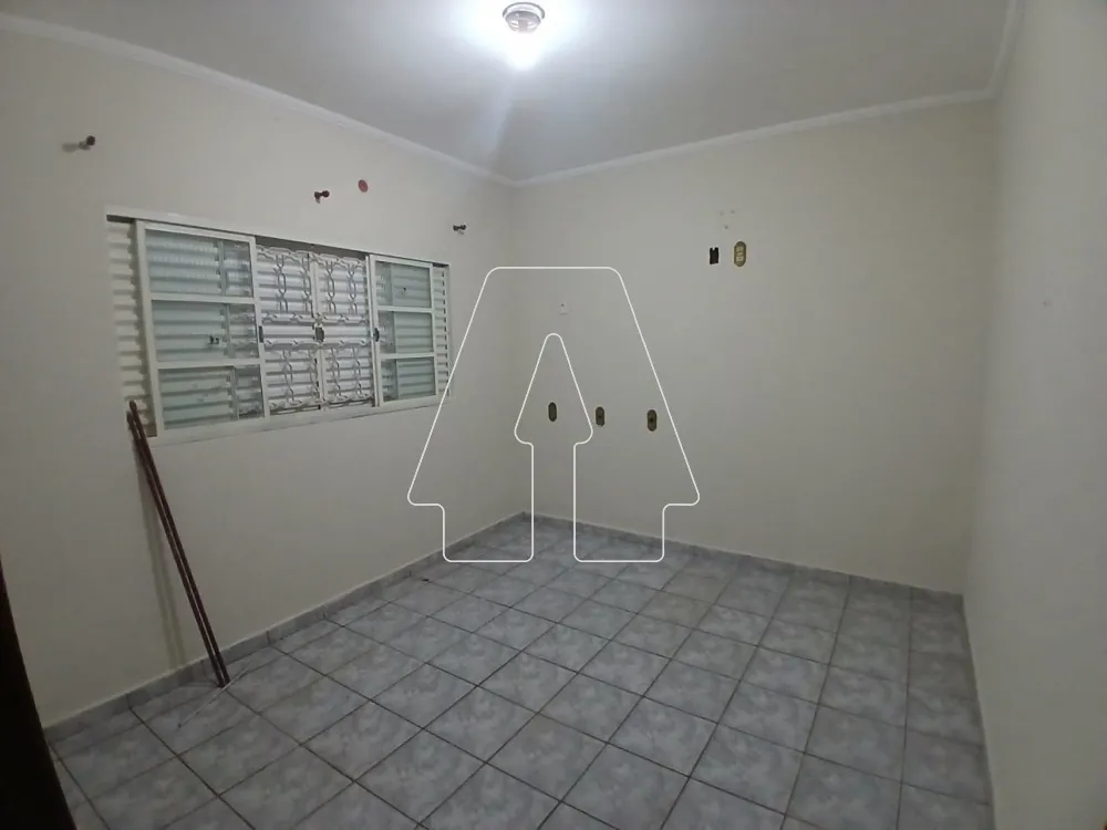 Comprar Casa / Residencial em Ara&ccedil;atuba R$ 300.000,00 - Foto 6