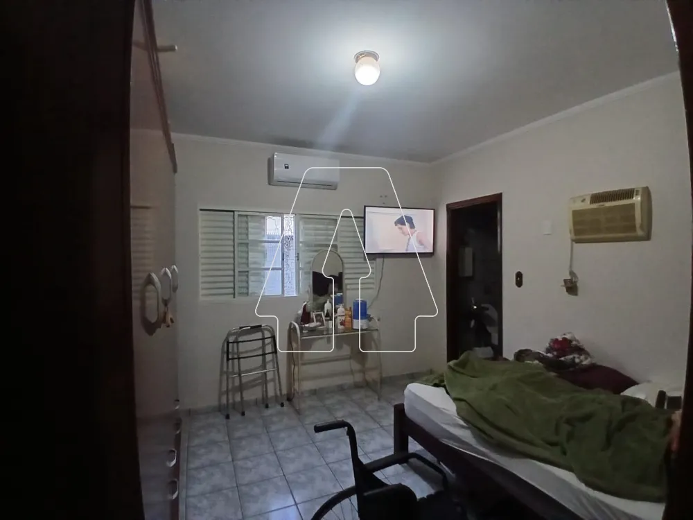 Comprar Casa / Residencial em Ara&ccedil;atuba R$ 300.000,00 - Foto 5