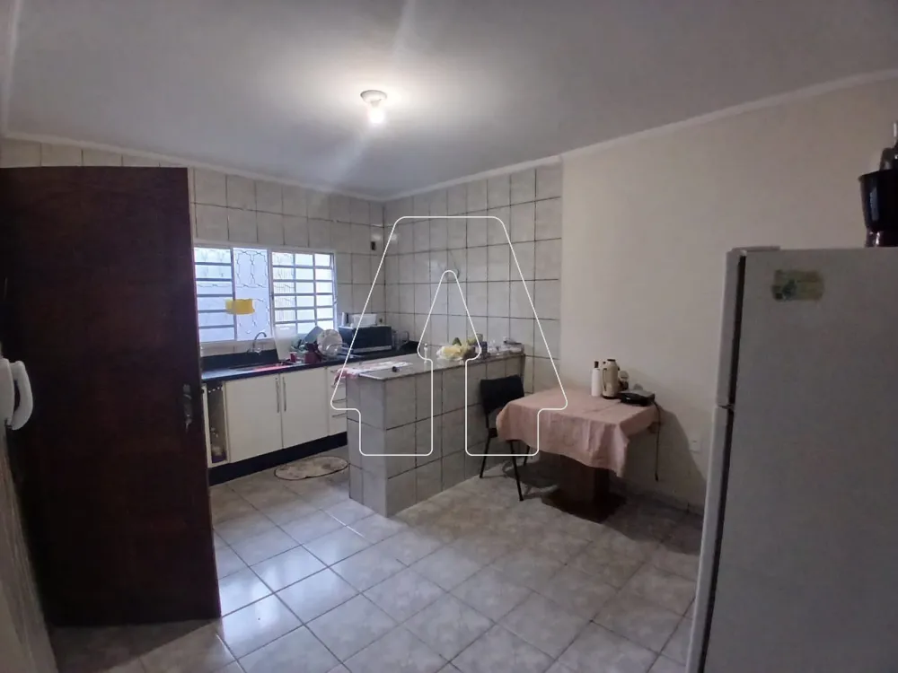 Comprar Casa / Residencial em Ara&ccedil;atuba R$ 300.000,00 - Foto 3