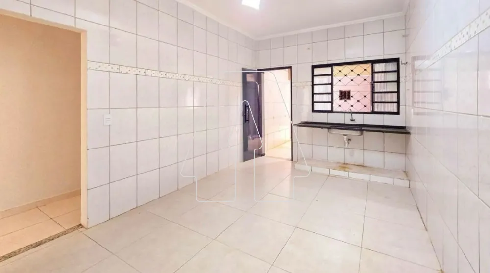Comprar Casa / Residencial em Ara&ccedil;atuba R$ 380.000,00 - Foto 3