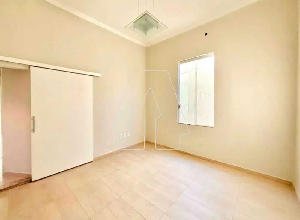 Comprar Casa / Residencial em Ara&ccedil;atuba R$ 380.000,00 - Foto 1