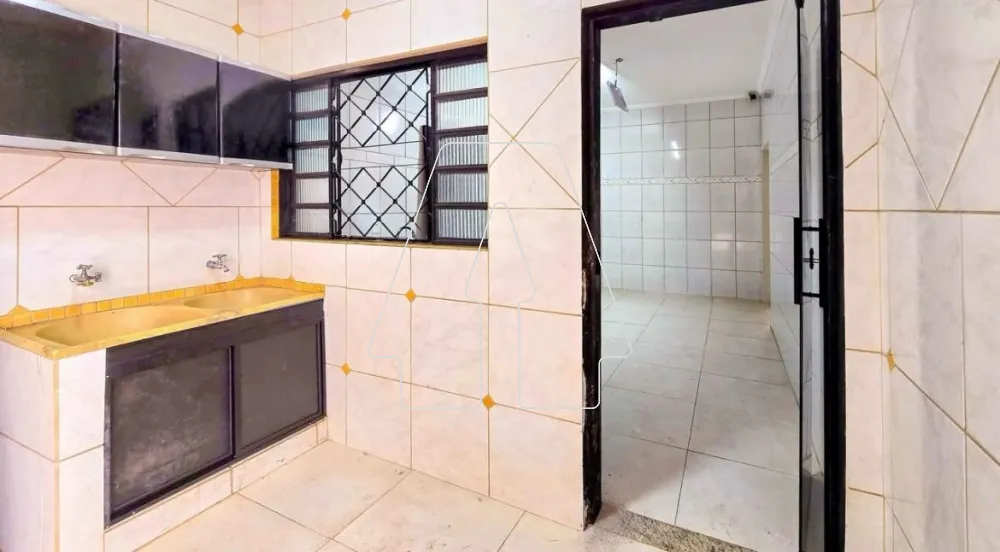 Comprar Casa / Residencial em Ara&ccedil;atuba R$ 380.000,00 - Foto 13