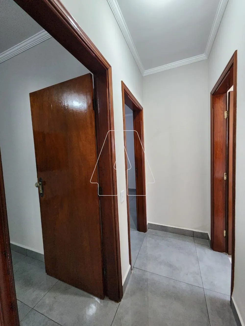 Comprar Casa / Residencial em Ara&ccedil;atuba R$ 260.000,00 - Foto 3