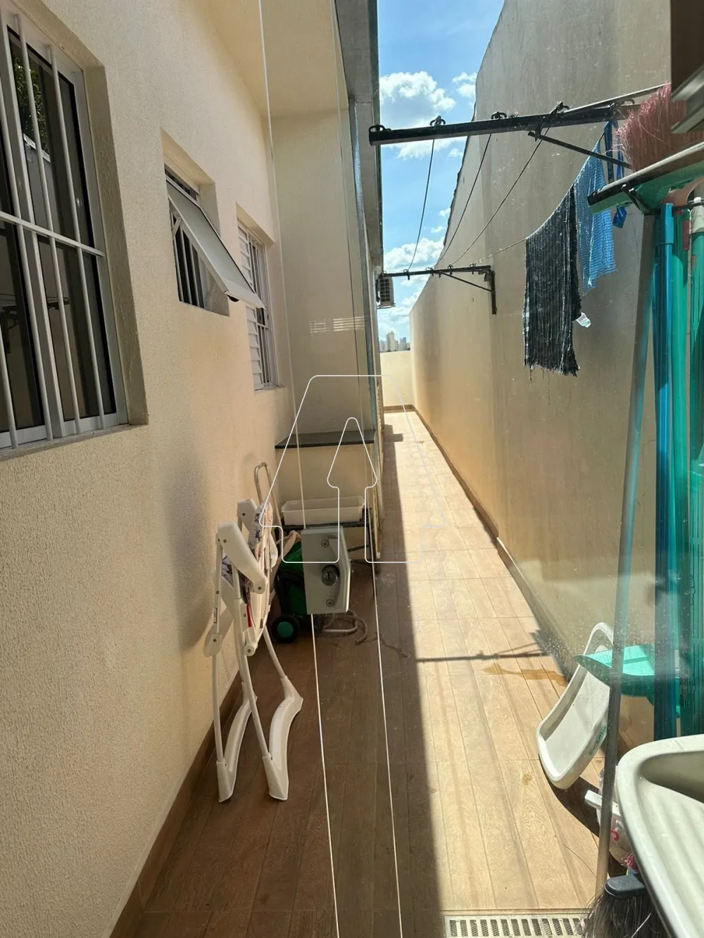 Comprar Casa / Residencial em Ara&ccedil;atuba R$ 310.000,00 - Foto 17