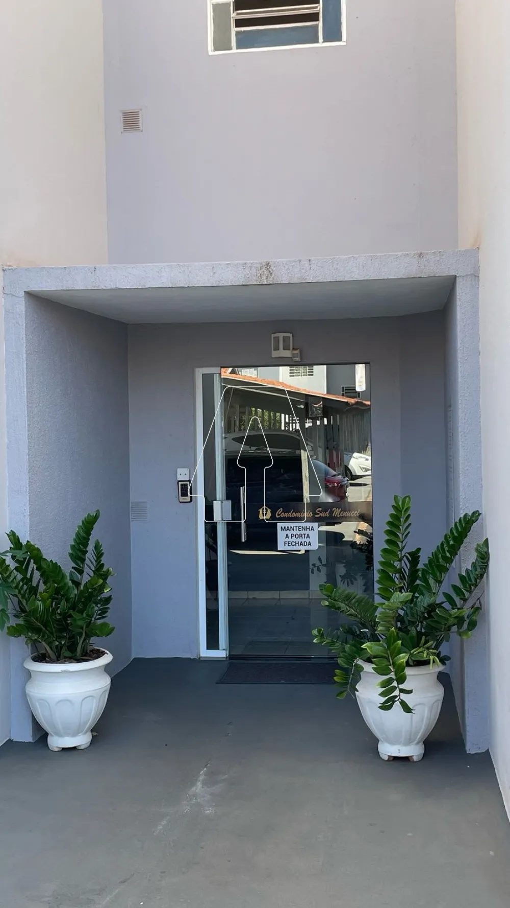 Comprar Apartamento / Padr&atilde;o em Ara&ccedil;atuba R$ 150.000,00 - Foto 5