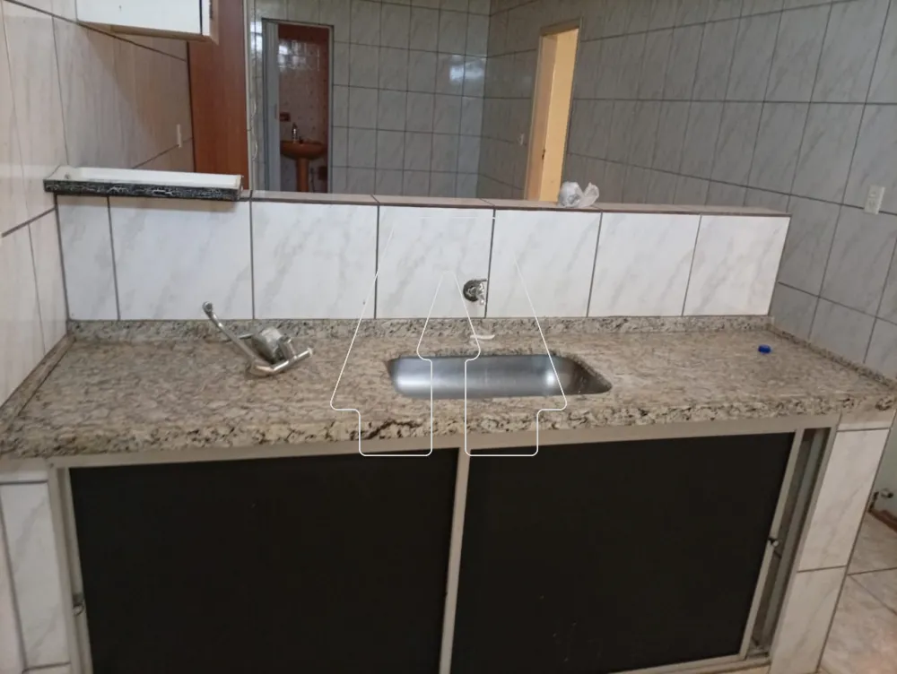 Comprar Casa / Residencial em Ara&ccedil;atuba R$ 200.000,00 - Foto 5
