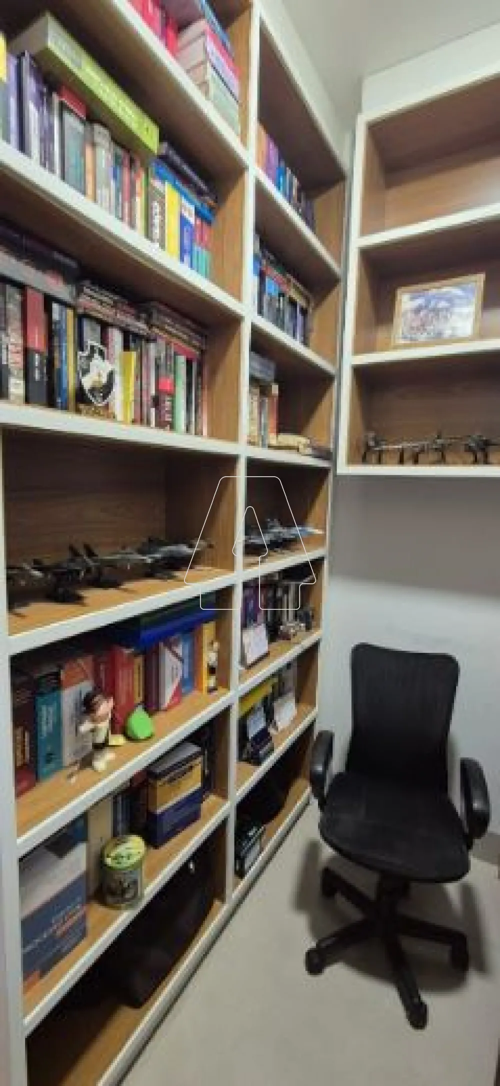Comprar Casa / Condom&iacute;nio em Ara&ccedil;atuba R$ 1.750.000,00 - Foto 13