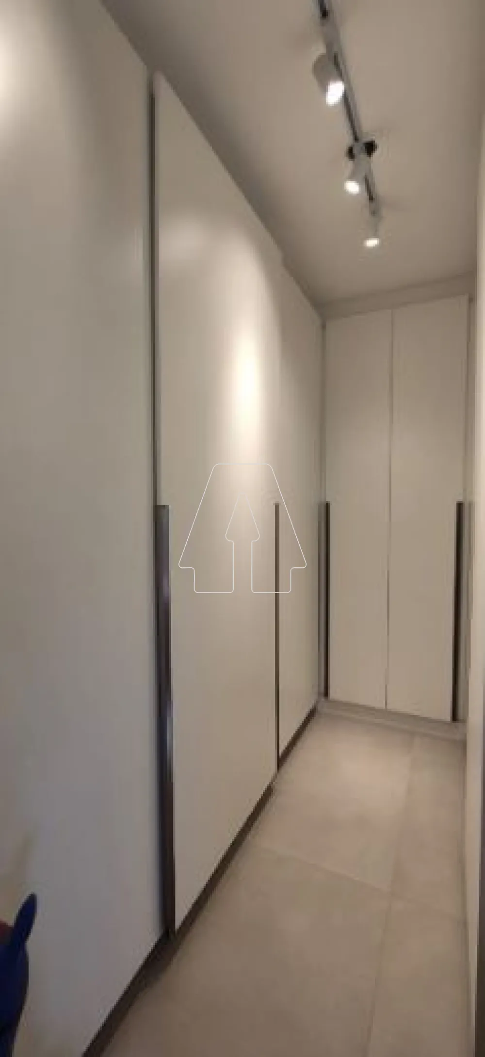 Comprar Casa / Condom&iacute;nio em Ara&ccedil;atuba R$ 1.750.000,00 - Foto 17