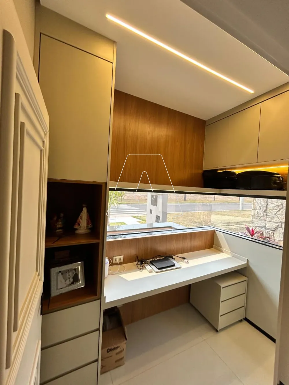 Alugar Casa / Condom&iacute;nio em Ara&ccedil;atuba R$ 14.000,00 - Foto 5