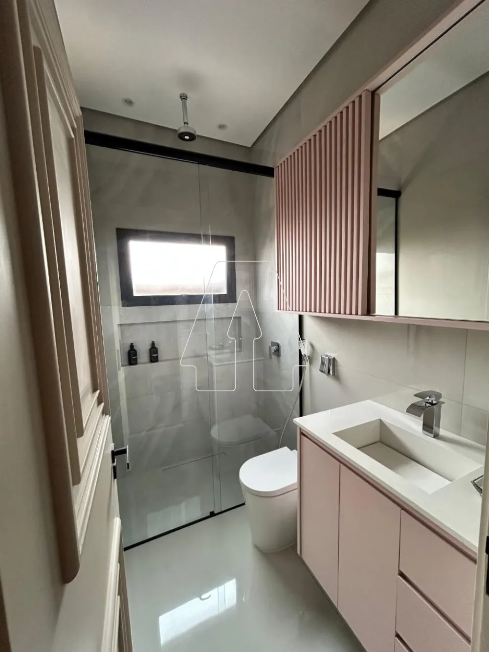 Alugar Casa / Condom&iacute;nio em Ara&ccedil;atuba R$ 14.000,00 - Foto 26