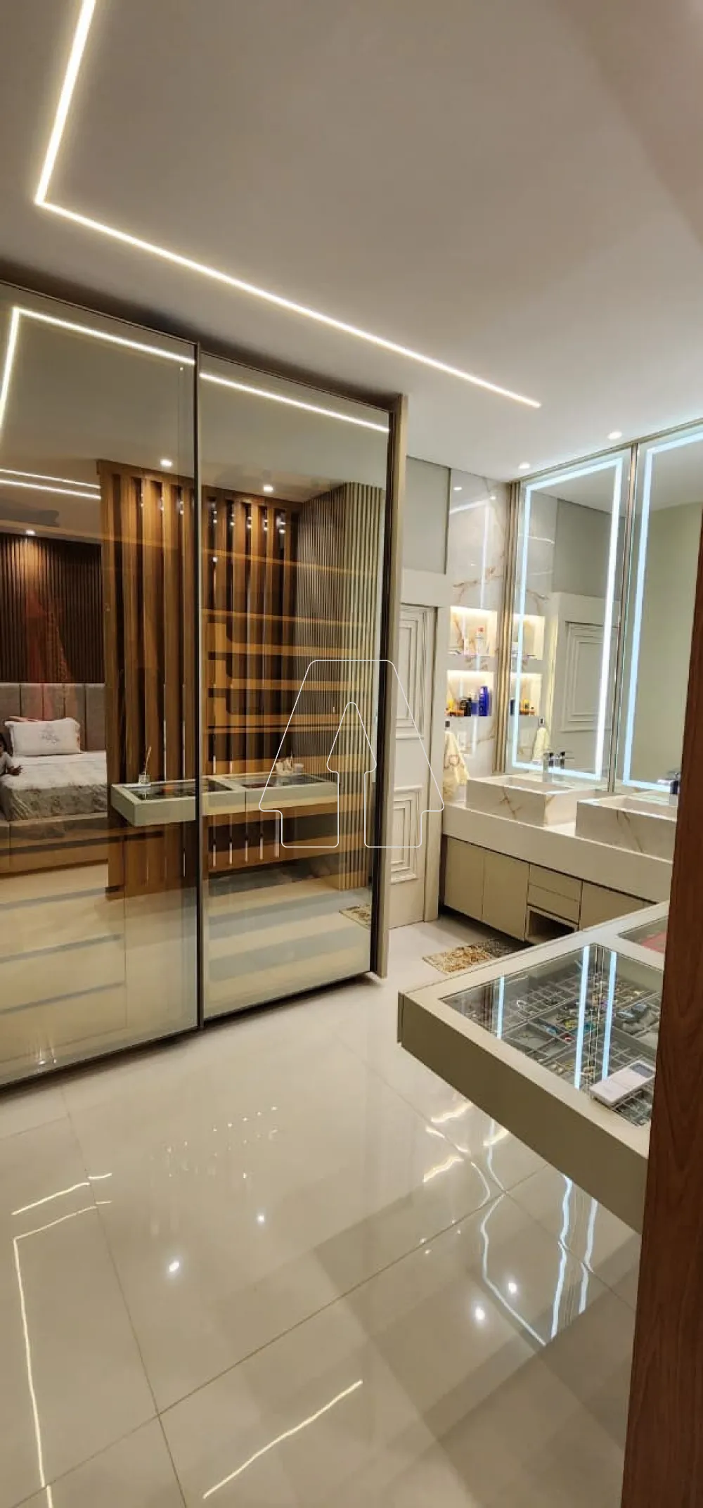 Alugar Casa / Condom&iacute;nio em Ara&ccedil;atuba R$ 14.000,00 - Foto 34