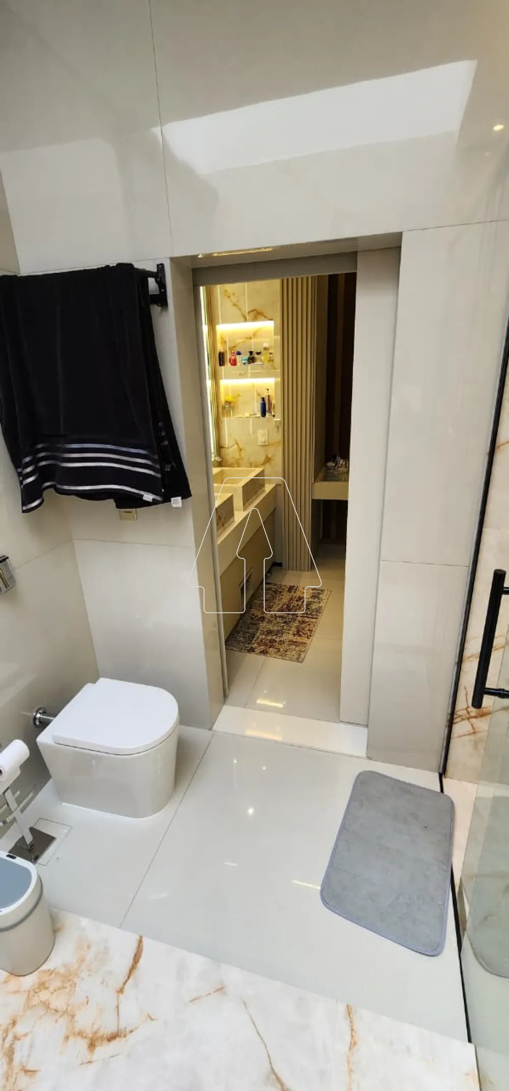 Alugar Casa / Condom&iacute;nio em Ara&ccedil;atuba R$ 14.000,00 - Foto 44