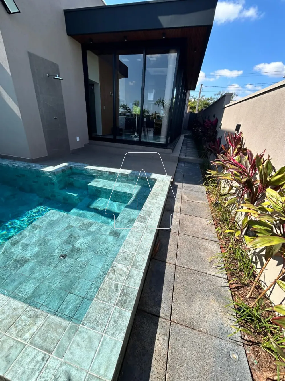 Alugar Casa / Condom&iacute;nio em Ara&ccedil;atuba R$ 14.000,00 - Foto 48