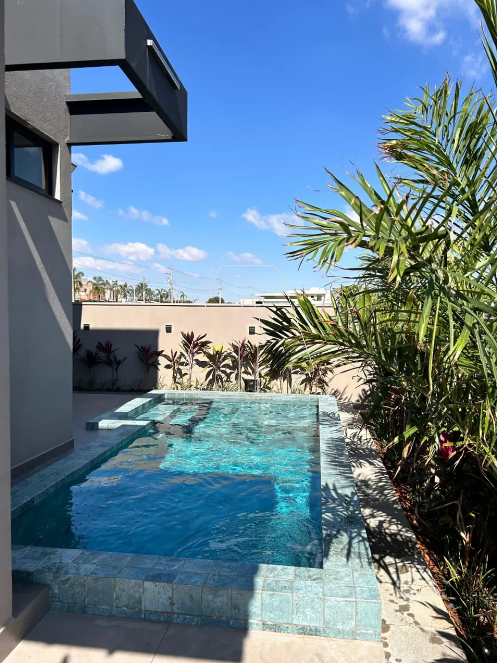 Alugar Casa / Condom&iacute;nio em Ara&ccedil;atuba R$ 14.000,00 - Foto 52