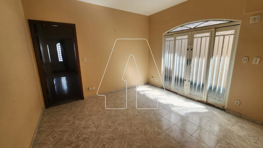 Comprar Casa / Residencial em Ara&ccedil;atuba R$ 420.000,00 - Foto 6