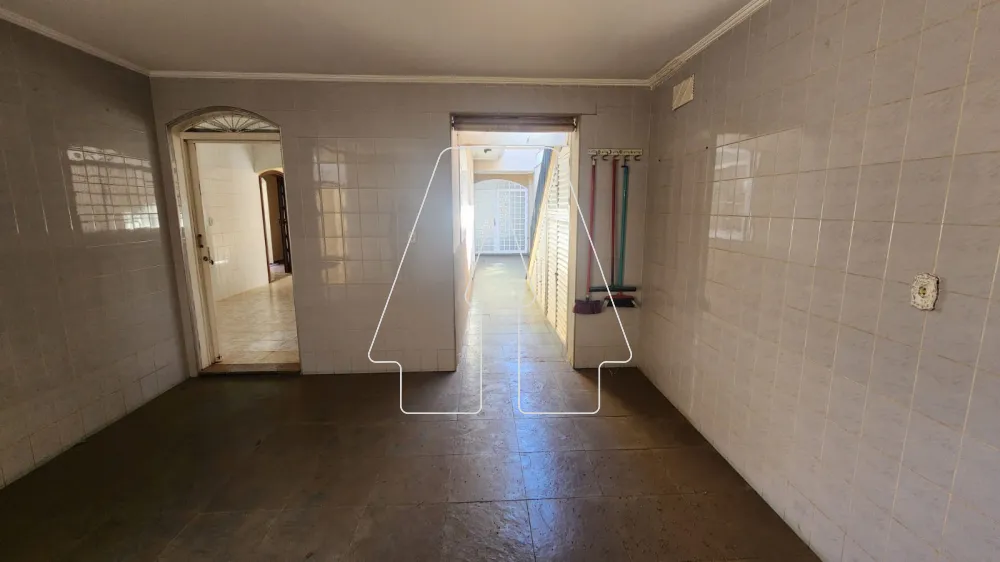 Comprar Casa / Residencial em Ara&ccedil;atuba R$ 420.000,00 - Foto 17