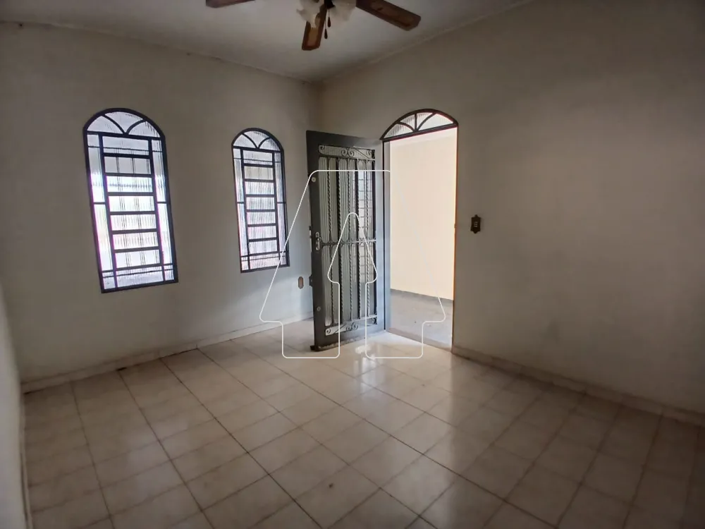 Comprar Casa / Residencial em Ara&ccedil;atuba R$ 265.000,00 - Foto 1