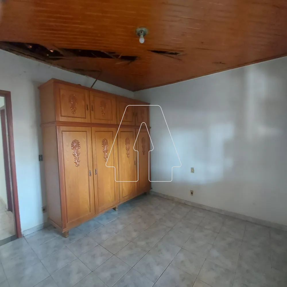 Comprar Casa / Residencial em Ara&ccedil;atuba R$ 380.000,00 - Foto 17