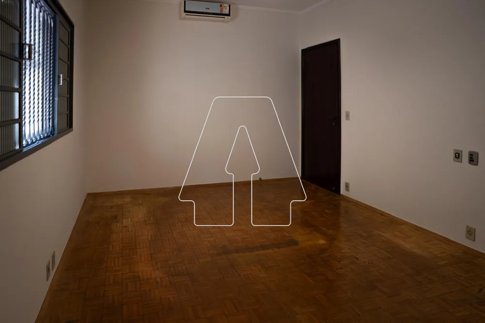 Comprar Casa / Residencial em Ara&ccedil;atuba R$ 550.000,00 - Foto 5