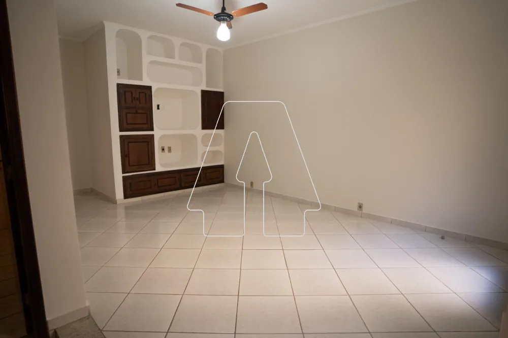 Comprar Casa / Residencial em Ara&ccedil;atuba R$ 550.000,00 - Foto 8