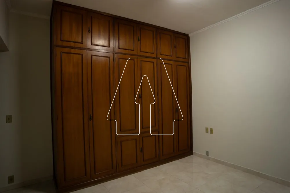 Comprar Casa / Residencial em Ara&ccedil;atuba R$ 550.000,00 - Foto 13