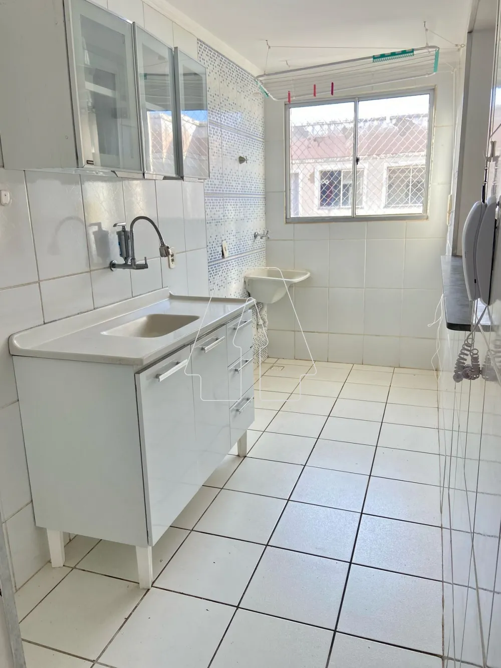 Comprar Apartamento / Padr&atilde;o em Ara&ccedil;atuba R$ 139.000,00 - Foto 4