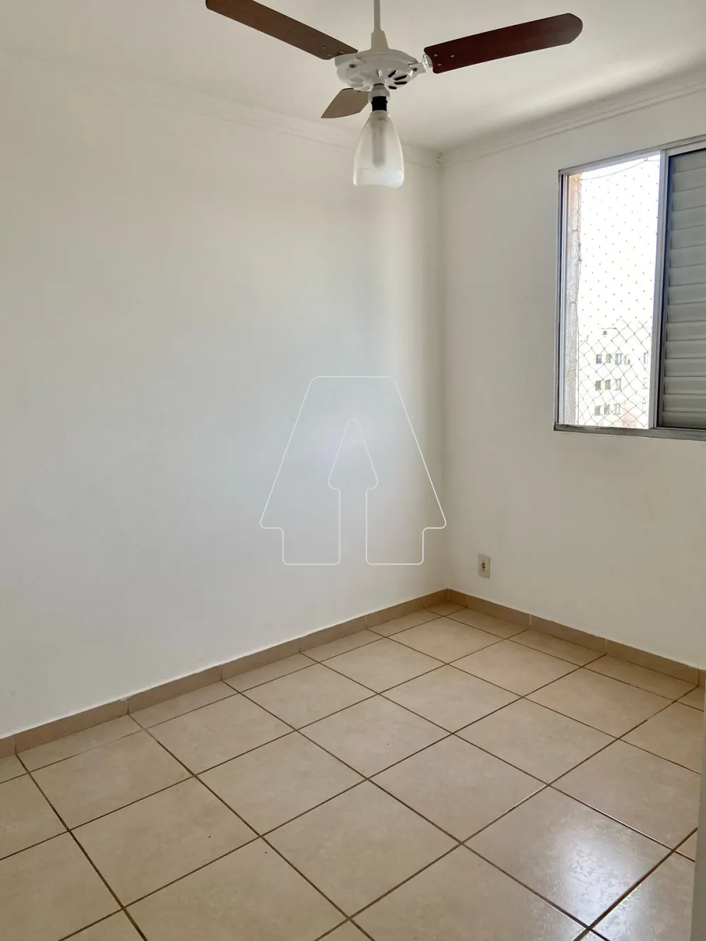 Comprar Apartamento / Padr&atilde;o em Ara&ccedil;atuba R$ 139.000,00 - Foto 8