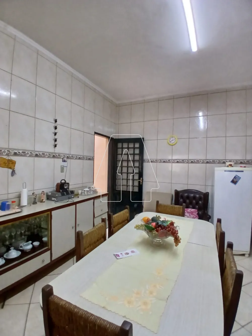 Comprar Casa / Residencial em Ara&ccedil;atuba R$ 550.000,00 - Foto 4
