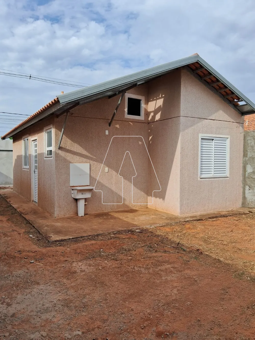 Comprar Casa / Residencial em Ara&ccedil;atuba R$ 130.000,00 - Foto 3