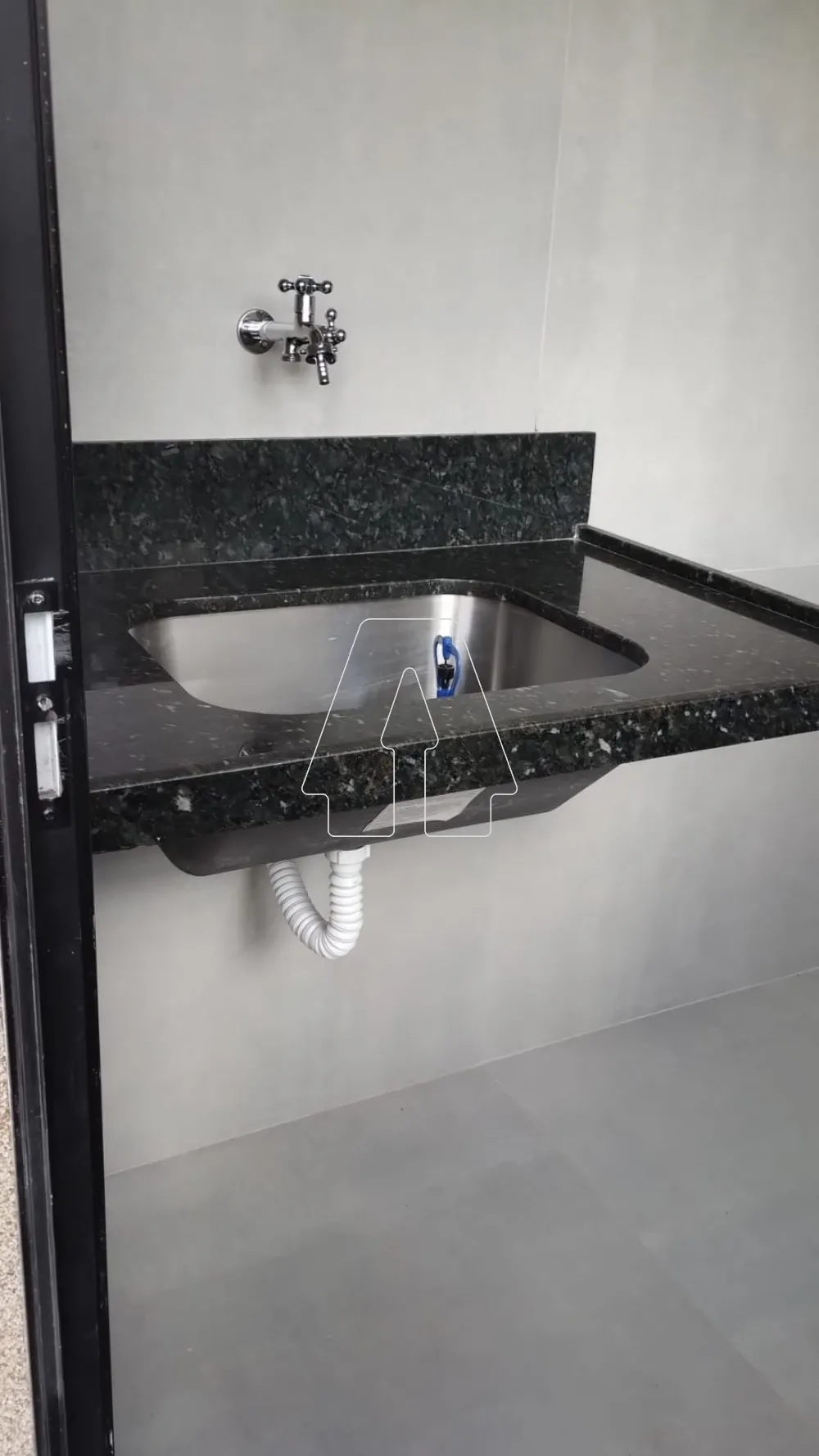 Comprar Casa / Residencial em Ara&ccedil;atuba R$ 580.000,00 - Foto 12