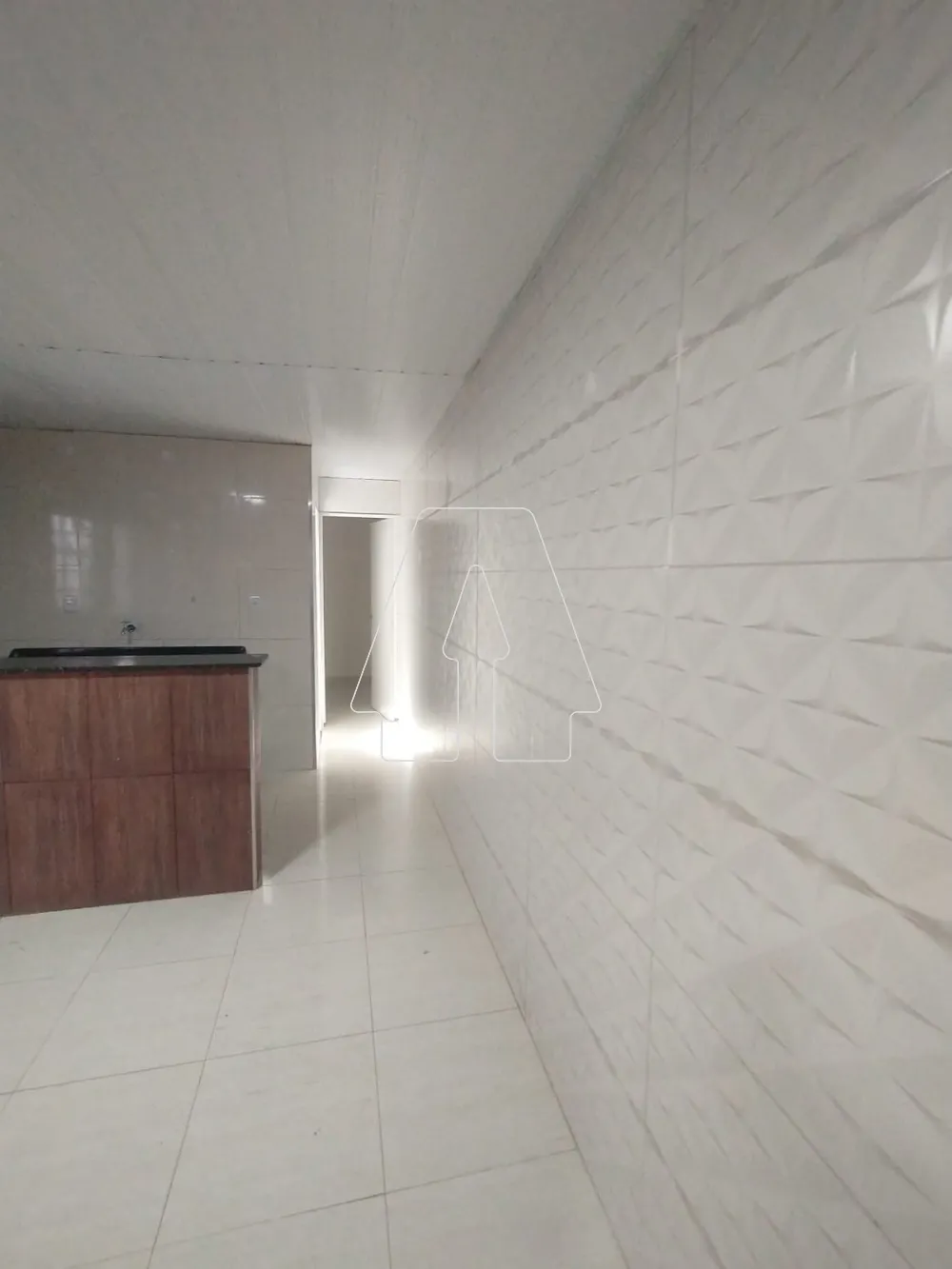 Comprar Casa / Residencial em Ara&ccedil;atuba R$ 175.000,00 - Foto 2